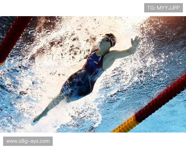 迈克·伯顿再创佳绩：中长距离自由泳新纪录震撼泳坛