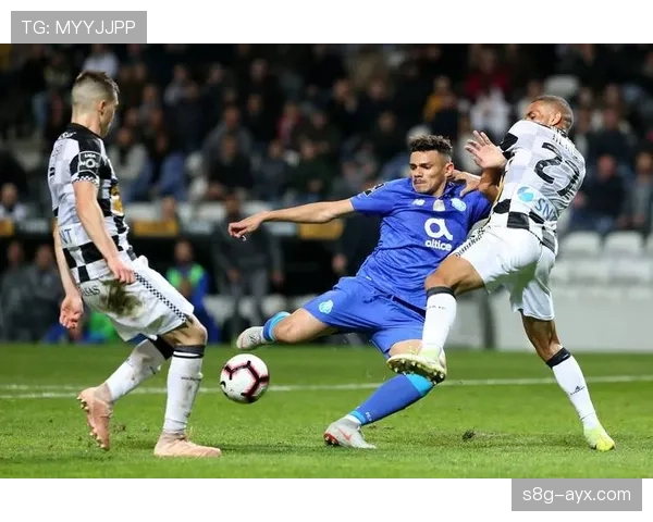 门兴定位球战术奏效，精准打击助球队斩获关键三分