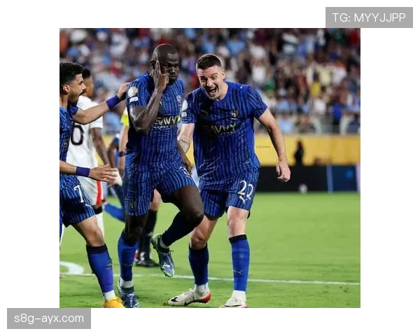 罗德里身价飙升，中场新星闪耀足坛引热议