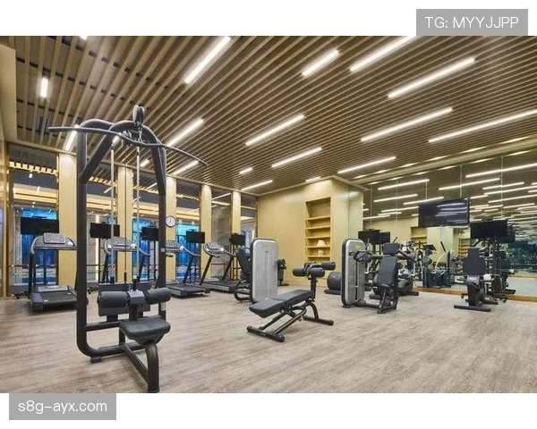 掌敏洁这生活节奏，得有多猛才能让朋友圈都成健身房了？